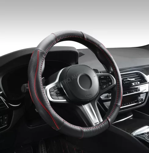 Kormányvédő bőr 42cm fekete piros varrással lyukacsos  Autolife
