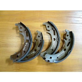 Trabant Fékpofa garnitúra. SBR