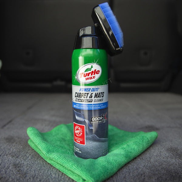 Turtle Wax szőnyegtisztító hab Power Out kefés 400ml