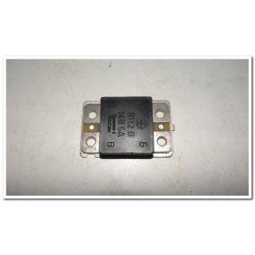 Lada Feszültségszabályzó 2105 betét